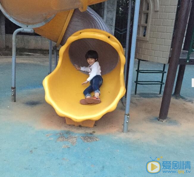 李亦航生活照 李亦航高清写真_李亦航高清剧照