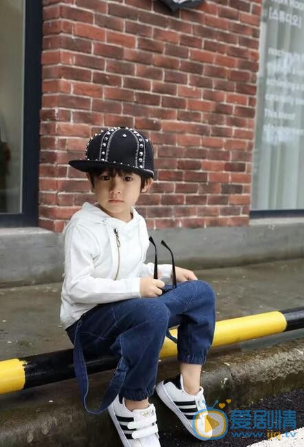 李亦航酷照 李亦航高清写真_李亦航高清剧照