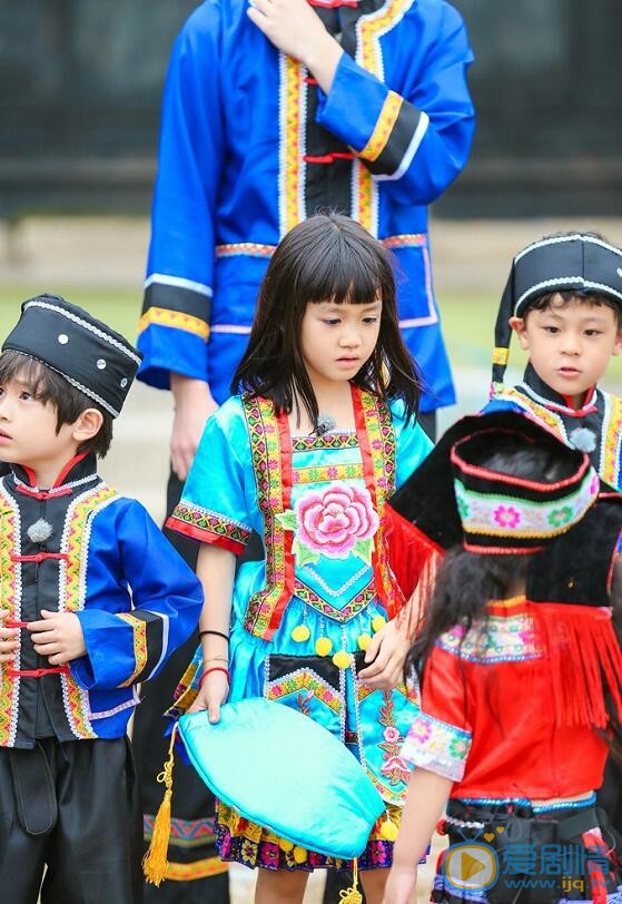 李亦航《爸爸去哪儿4》照 李亦航高清写真_李亦航高清剧照
