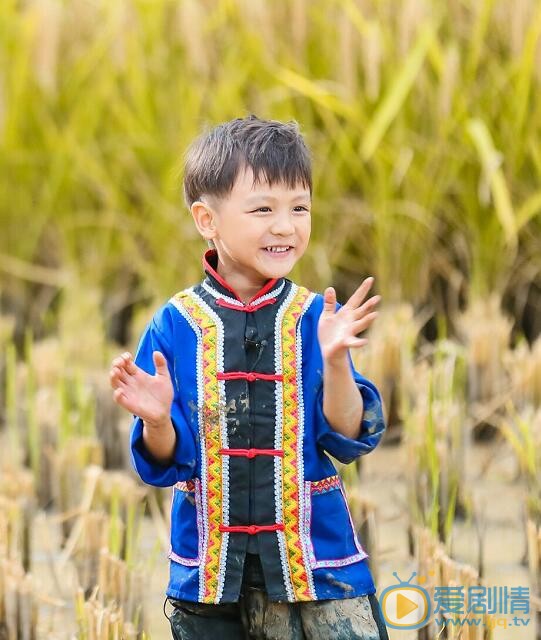 田宸宇《爸爸去哪儿4》照 田宸宇高清写真_田宸宇高清剧照