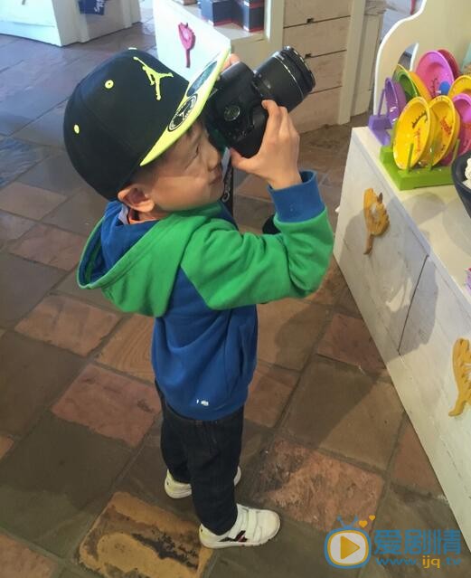 田宸宇小小男子汉 田宸宇高清写真_田宸宇高清剧照