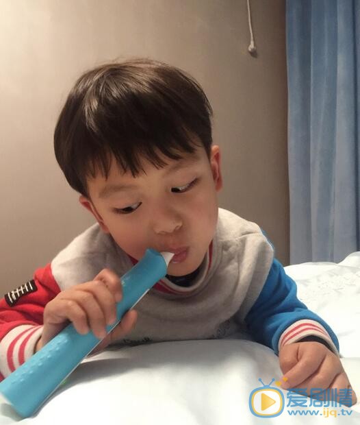 田宸宇小小男子汉 田宸宇高清写真_田宸宇高清剧照