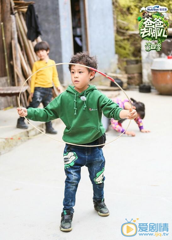 蔡轩正《爸爸去哪儿4》照 蔡轩正高清写真_蔡轩正高清剧照