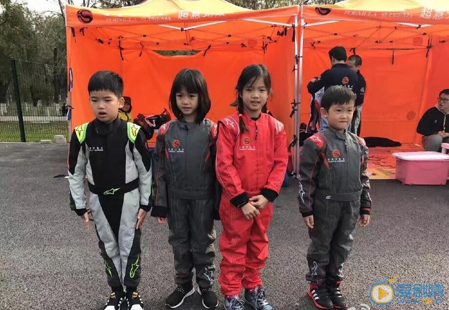 严稚棱生活照 严稚棱高清写真_严稚棱高清剧照