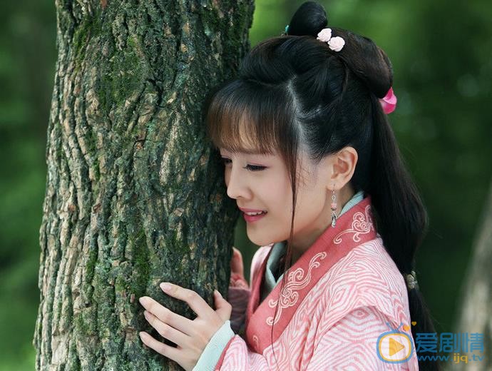 何花《半为苍生半美人》剧照 何花高清写真_何花高清剧照
