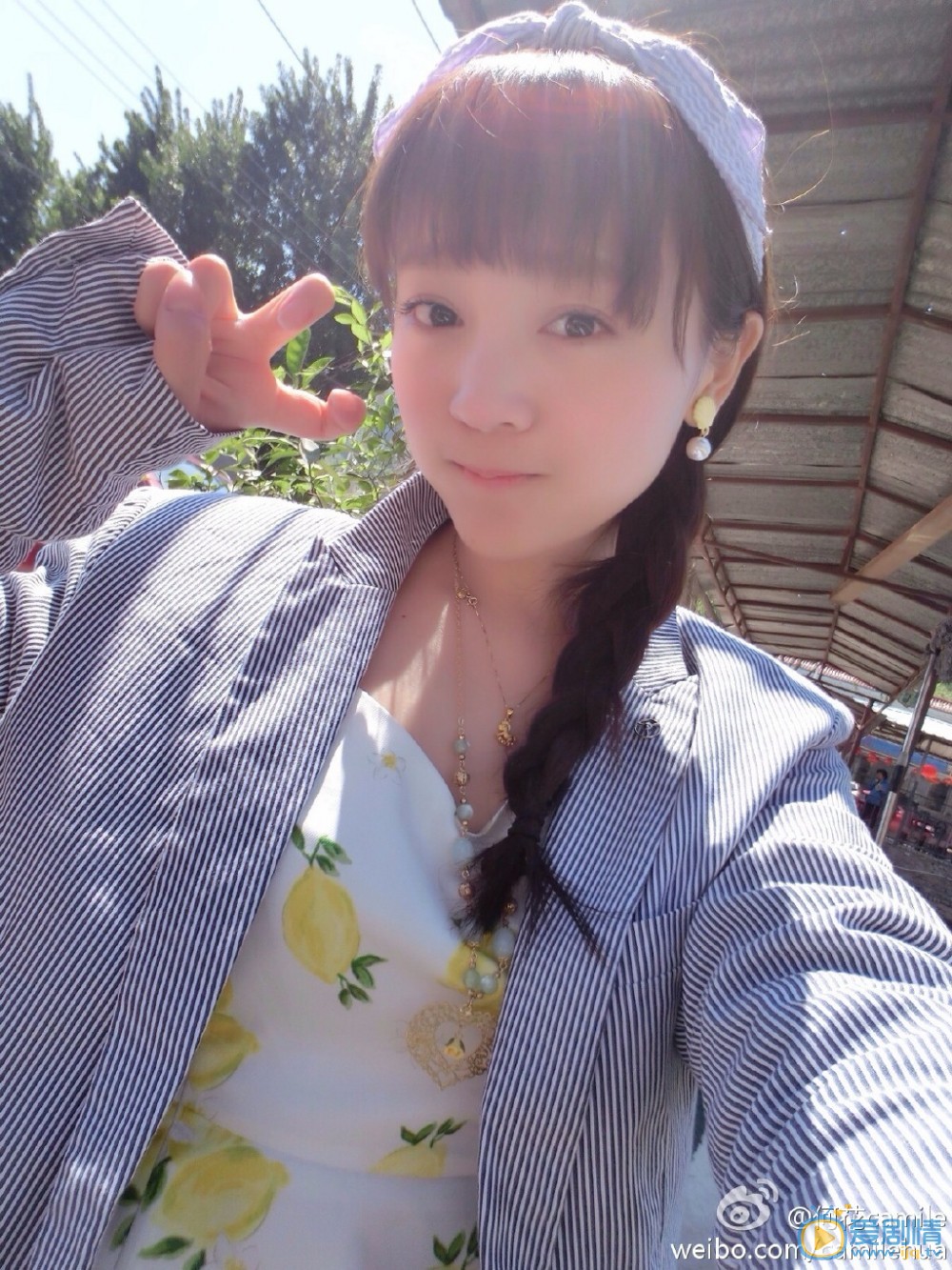 何花生活自拍 何花高清写真_何花高清剧照