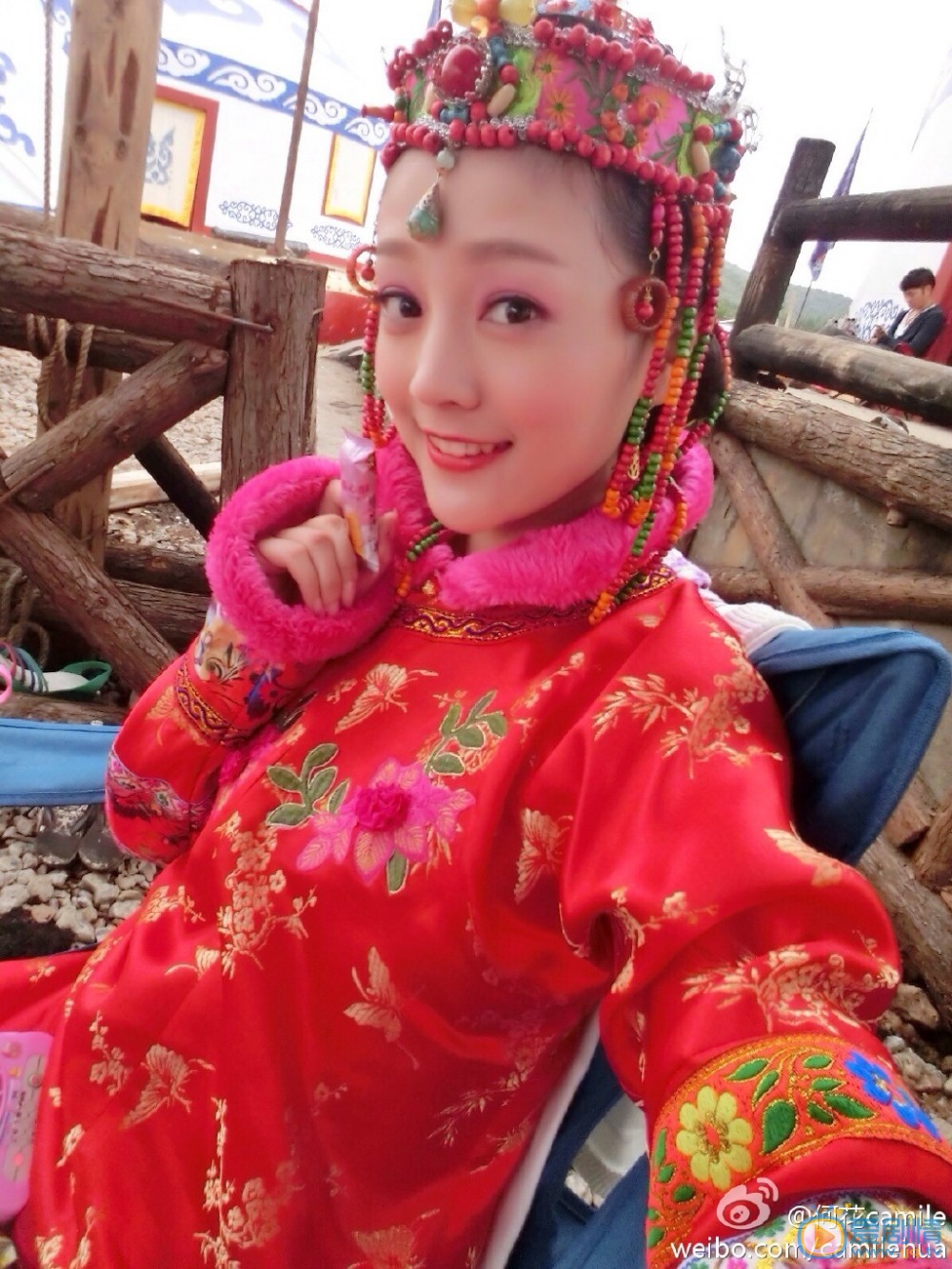 何花片场照 何花高清写真_何花高清剧照