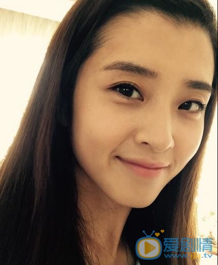 李若嘉生活照 李若嘉高清写真_李若嘉高清剧照