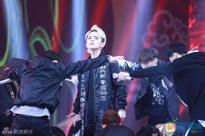 赵品霖舞台照 赵品霖高清写真_赵品霖高清剧照