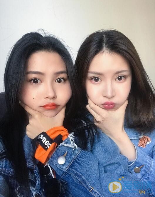 张昊玥合照 张昊玥高清写真_张昊玥高清剧照
