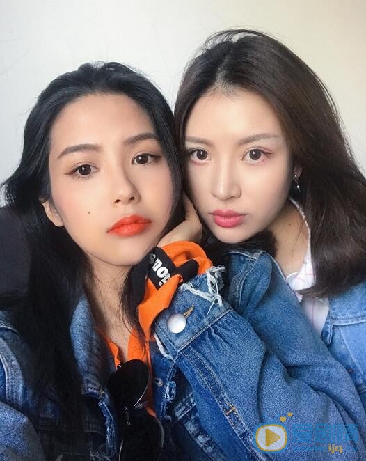 张昊玥合照 张昊玥高清写真_张昊玥高清剧照