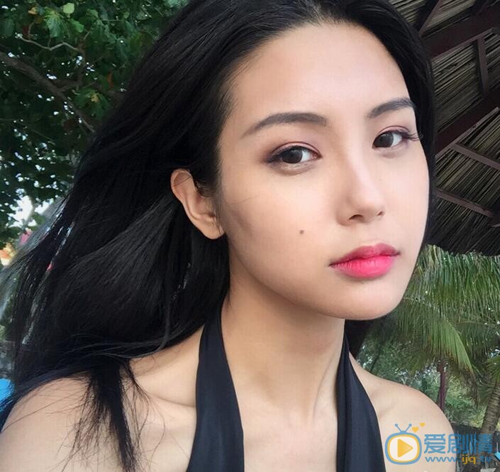 张昊玥性感照 张昊玥高清写真_张昊玥高清剧照
