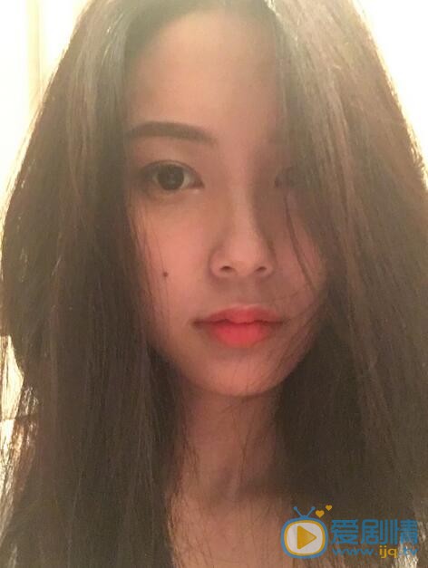 张昊玥生活照 张昊玥高清写真_张昊玥高清剧照