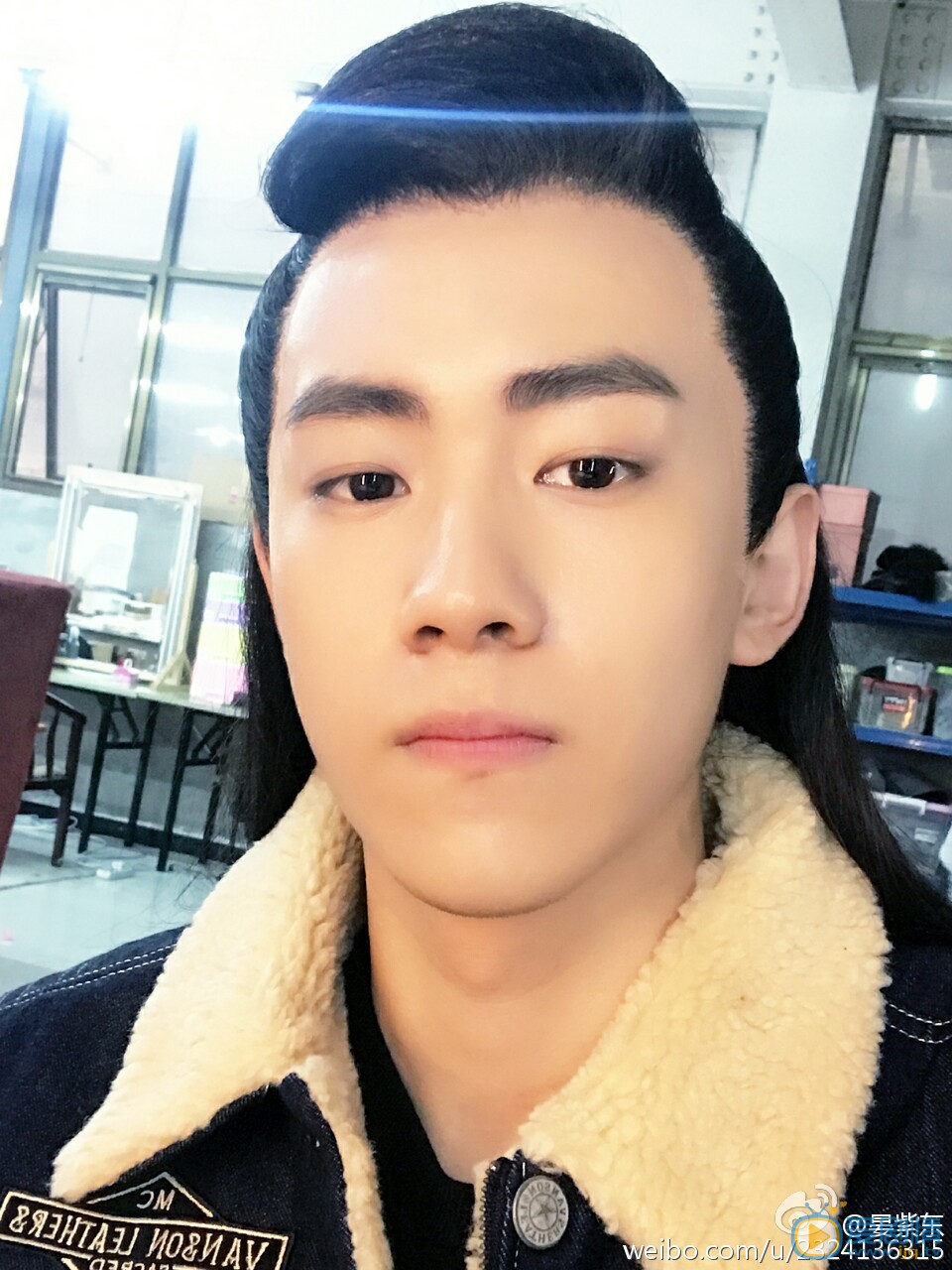 晏紫东自拍照 晏紫东高清写真_晏紫东高清剧照