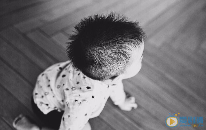 侯佩岑侯佩岑与儿子合照 侯佩岑高清写真_侯佩岑高清剧照