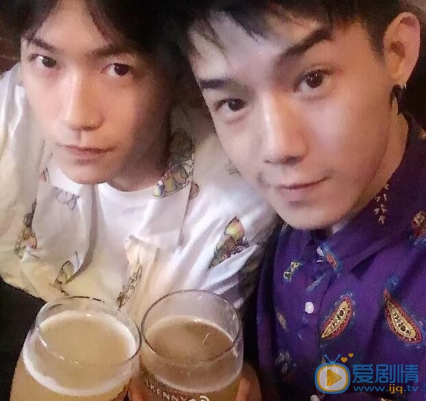 查杰查杰朱戬合照 查杰高清写真_查杰高清剧照