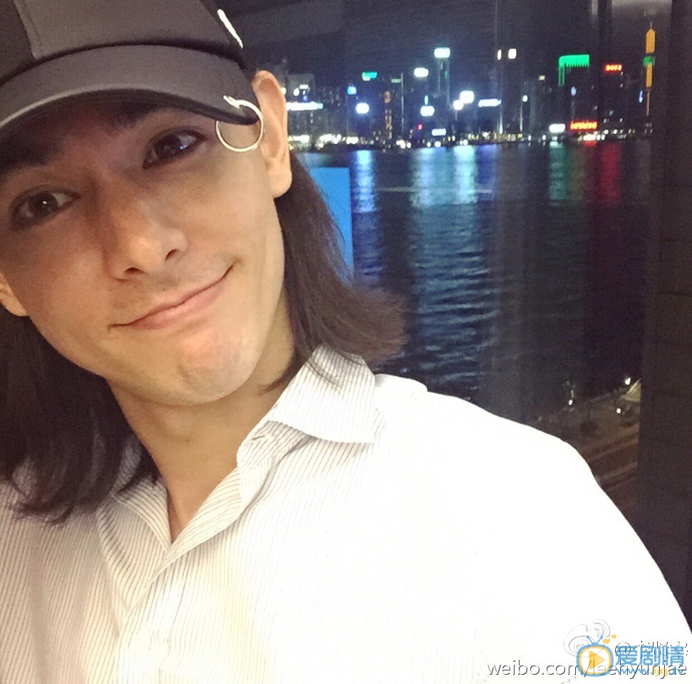 李贤宰生活照 李贤宰高清写真_李贤宰高清剧照