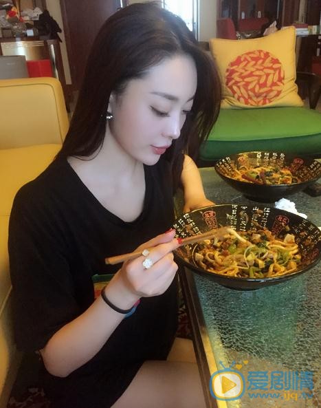 姜雯生活照 姜雯高清写真_姜雯高清剧照