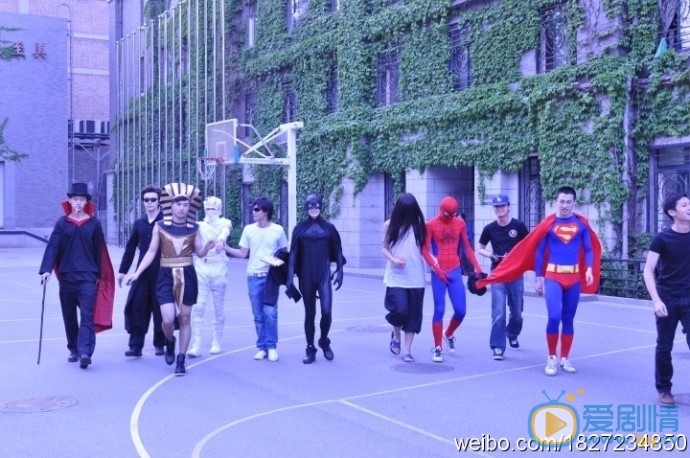秦俊杰校园生活照 秦俊杰高清写真_秦俊杰高清剧照