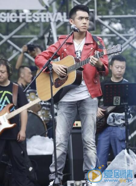 陈信喆活动照 陈信喆高清写真_陈信喆高清剧照