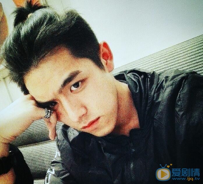 陈信喆生活照 陈信喆高清写真_陈信喆高清剧照