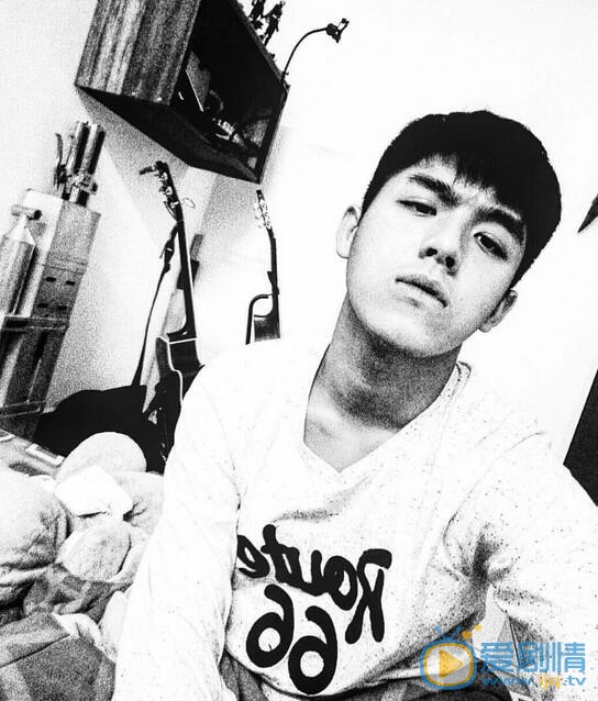 陈信喆生活照 陈信喆高清写真_陈信喆高清剧照