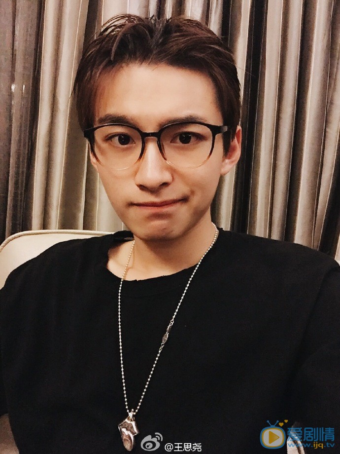 王思尧生活照 王思尧高清写真_王思尧高清剧照