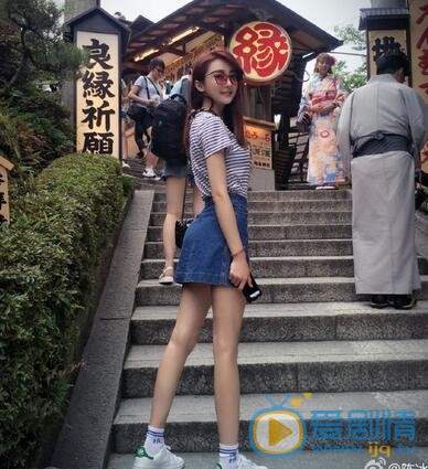 陈冰家人合照 陈冰高清写真_陈冰高清剧照
