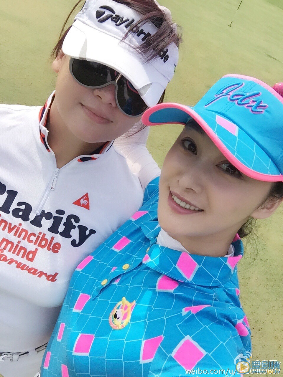 白雨打高尔夫照 白雨高清写真_白雨高清剧照