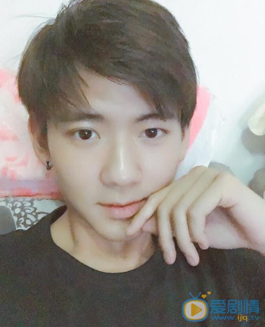 赵顺然生活照 赵顺然高清写真_赵顺然高清剧照