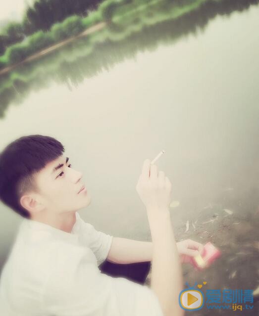 于济玮生活照 于济玮高清写真_于济玮高清剧照