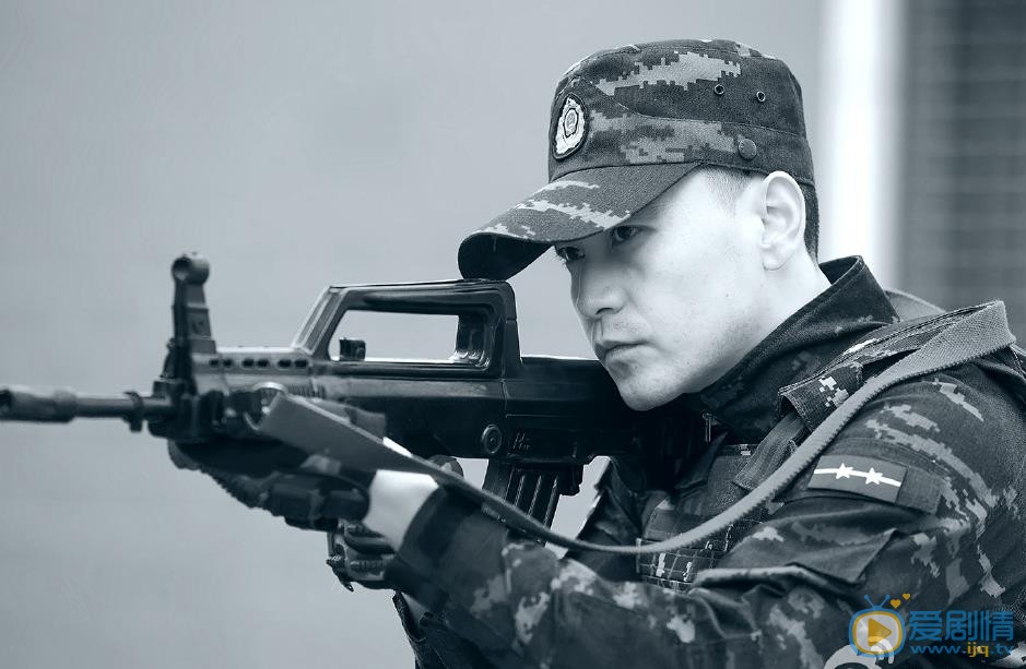 李飞《特种兵之霹雳火》剧照 李飞高清写真_李飞高清剧照