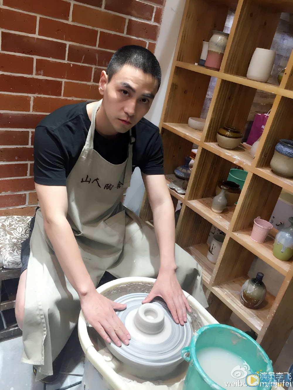 李飞生活照 李飞高清写真_李飞高清剧照
