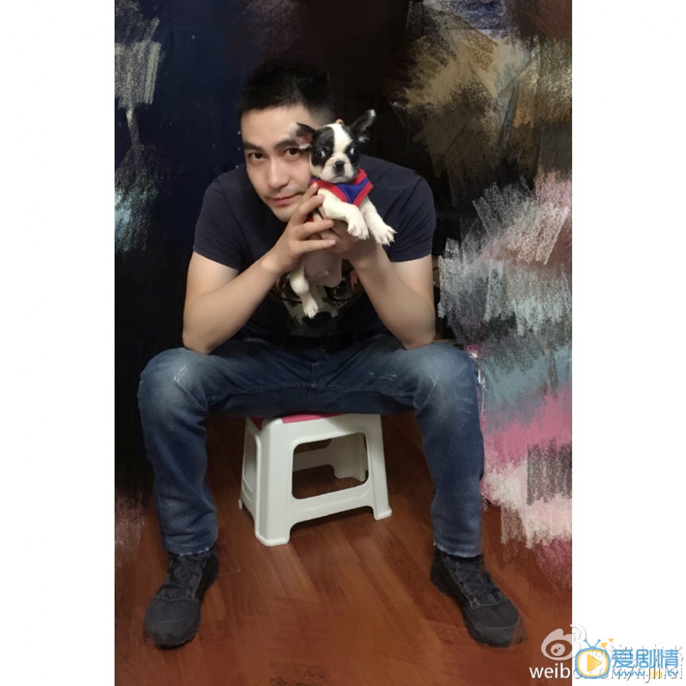 李飞生活照 李飞高清写真_李飞高清剧照