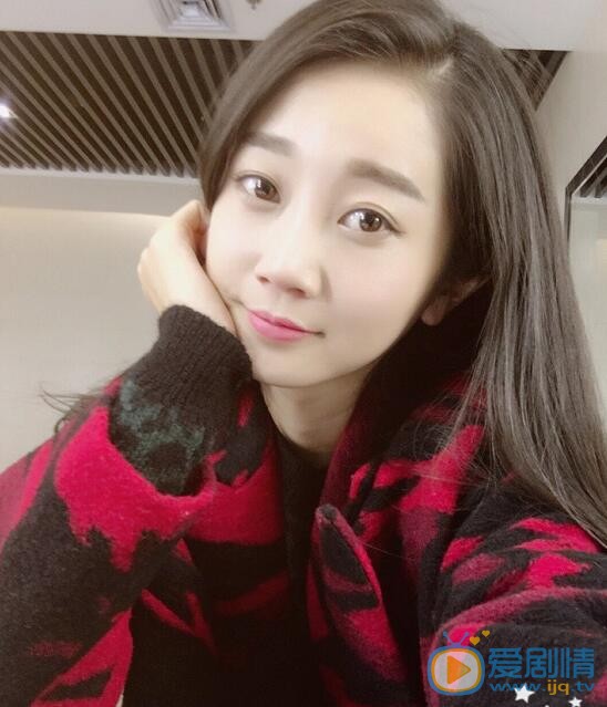 喜剧总动员朱雨辰崔志佳的美女助演是谁？清纯美女陈嘉男个人资料介绍