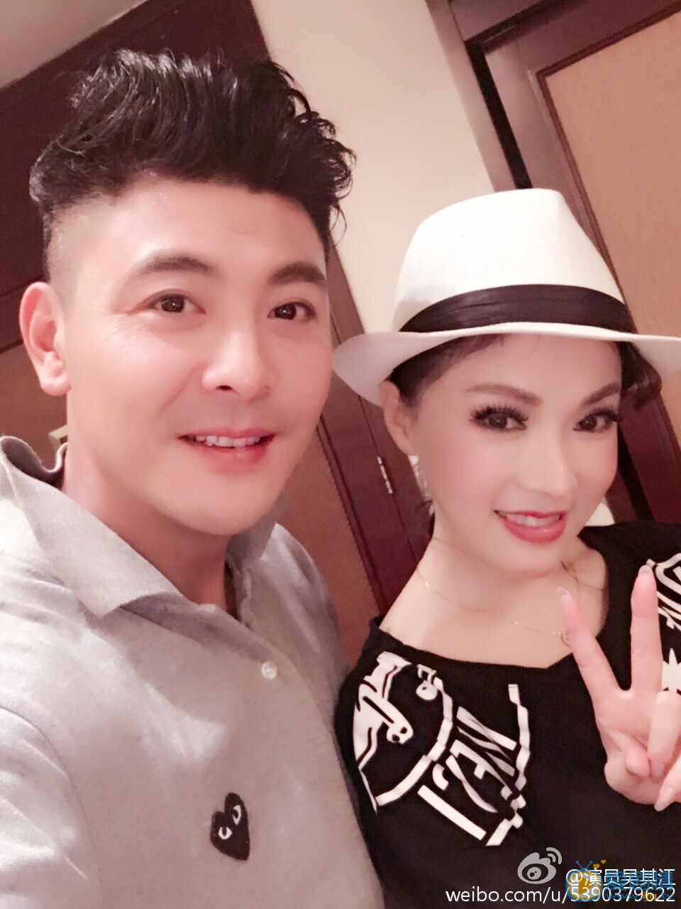美人私房菜完颜泽利扮演者吴其江写真及生活照欣赏