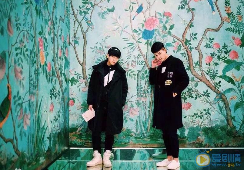 彭昱畅彭昱畅熊梓淇合照 彭昱畅高清写真_彭昱畅高清剧照
