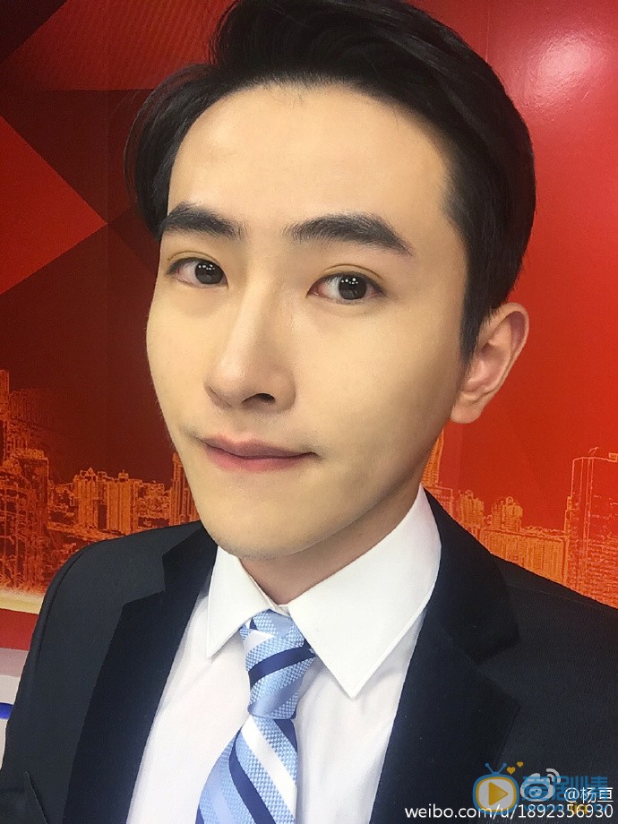 杨亘生活照 杨亘高清写真_杨亘高清剧照