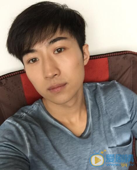 崔绍涵生活照 崔绍涵高清写真_崔绍涵高清剧照