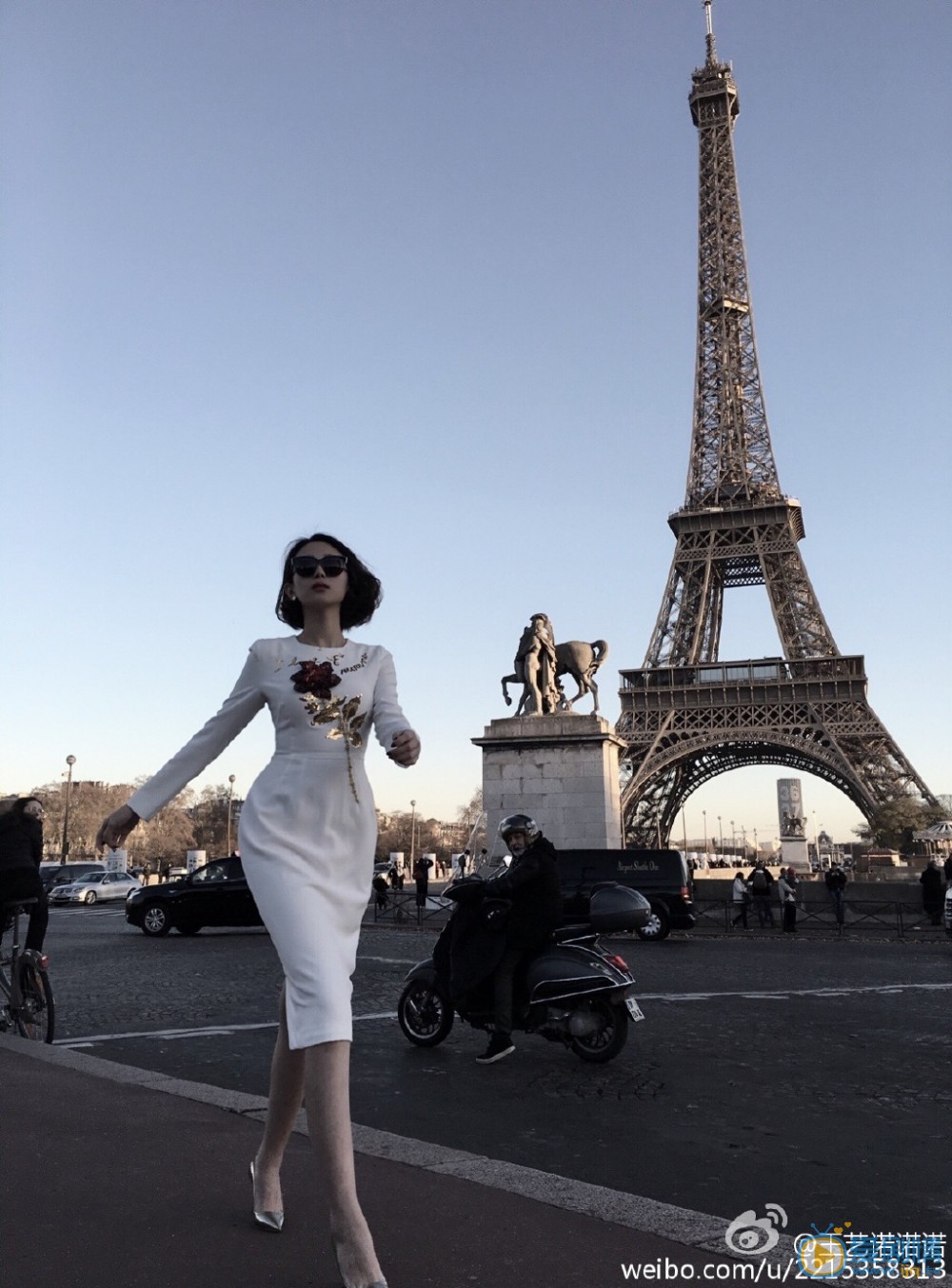 王艺诺旅行街拍照 王艺诺高清写真_王艺诺高清剧照