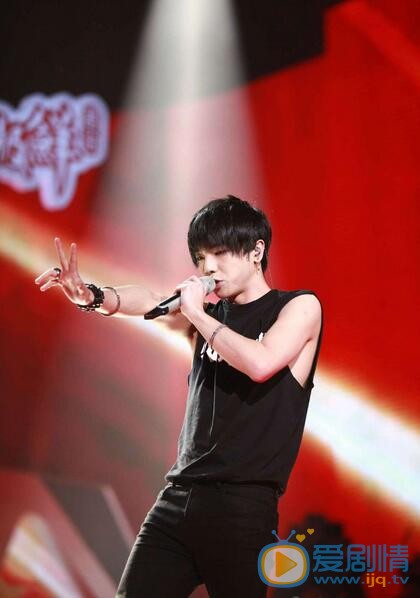 华晨宇《天籁之战》照 华晨宇高清写真_华晨宇高清剧照