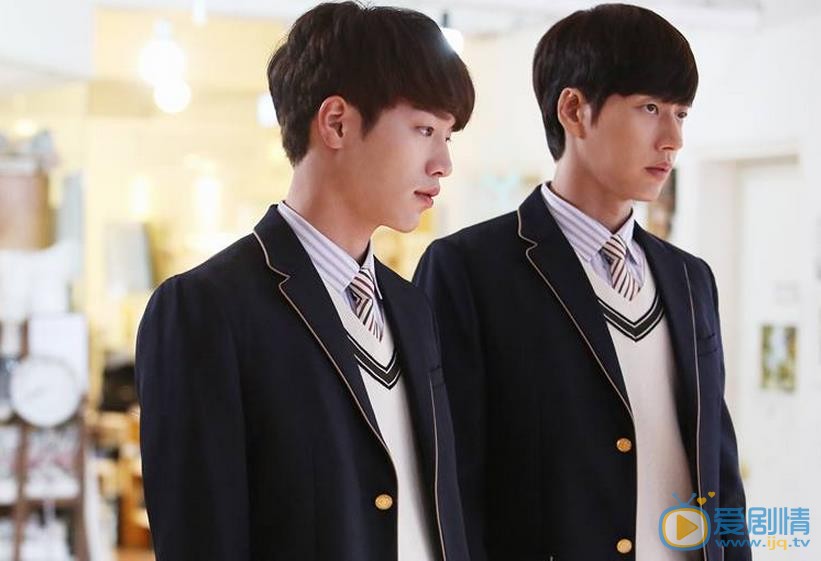 徐康俊《奶酪陷阱》剧照 徐康俊高清写真_徐康俊高清剧照