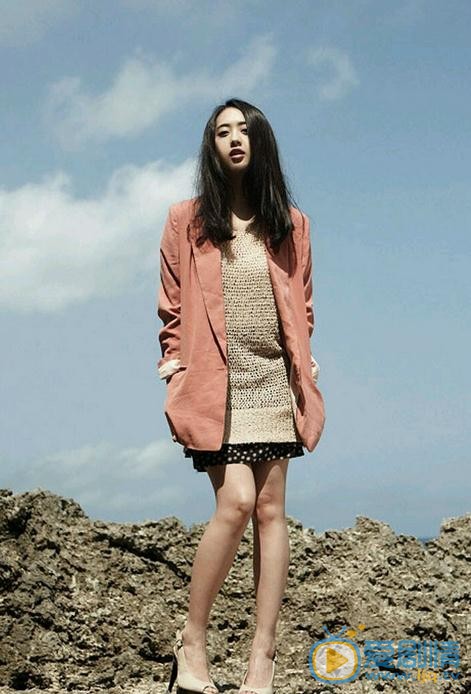 金玟廷杂志照 金玟廷高清写真_金玟廷高清剧照