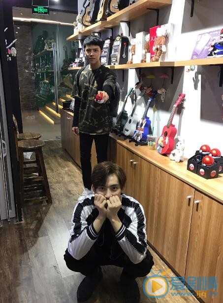 陈名豪合照 陈名豪高清写真_陈名豪高清剧照