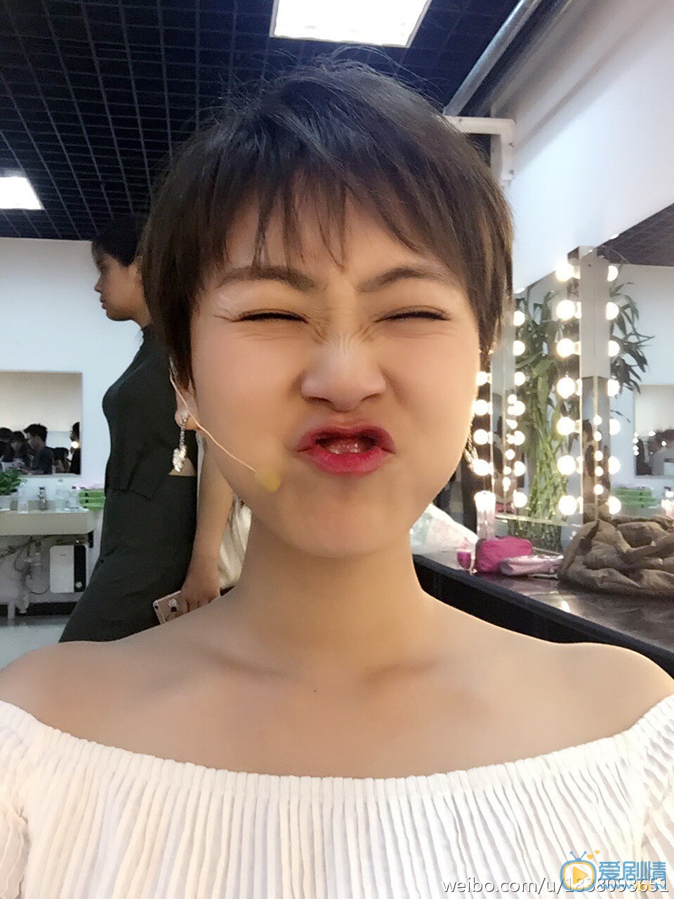 王思思卖萌表情 王思思高清写真_王思思高清剧照