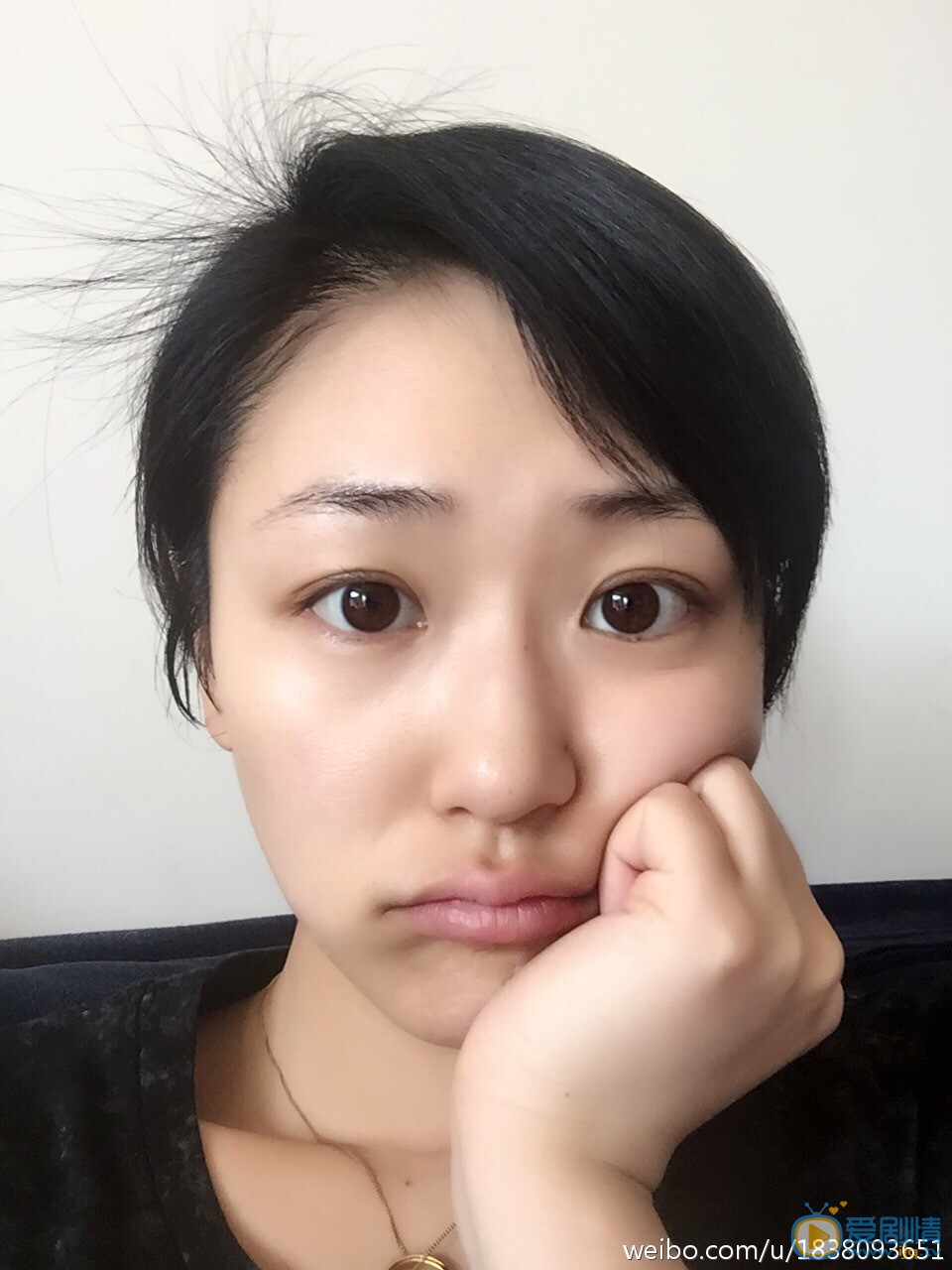 王思思卖萌表情 王思思高清写真_王思思高清剧照
