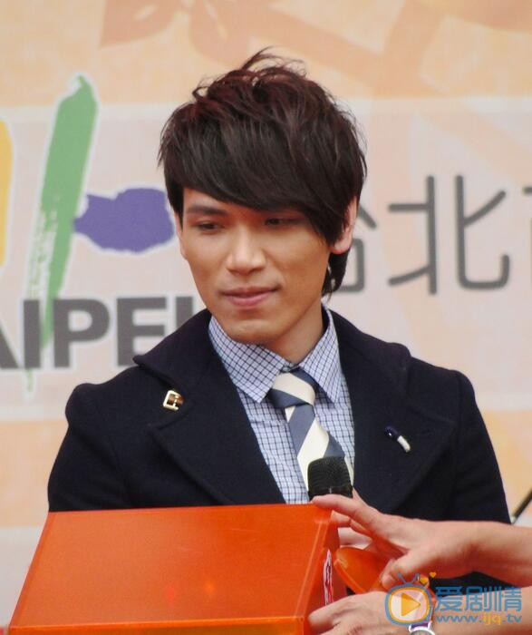 杨宗纬2010慈善活动照 杨宗纬高清写真_杨宗纬高清剧照