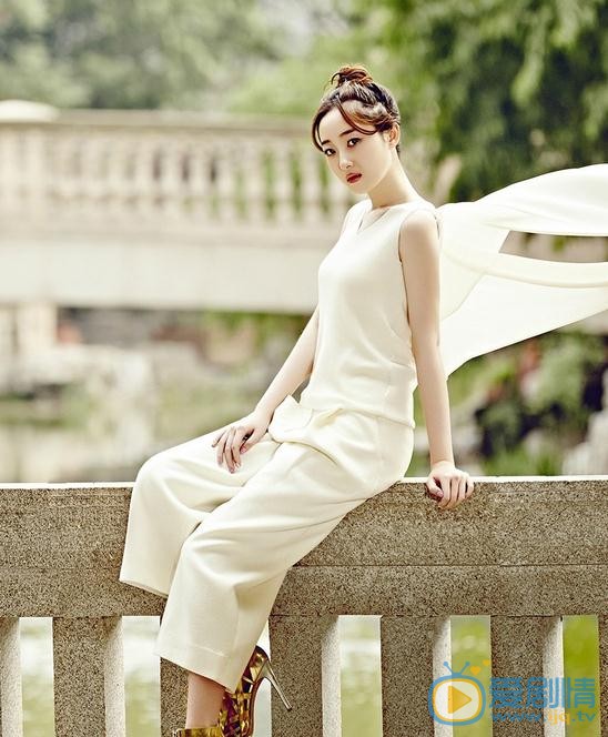 蒋梦婕街拍写真 蒋梦婕高清写真_蒋梦婕高清剧照