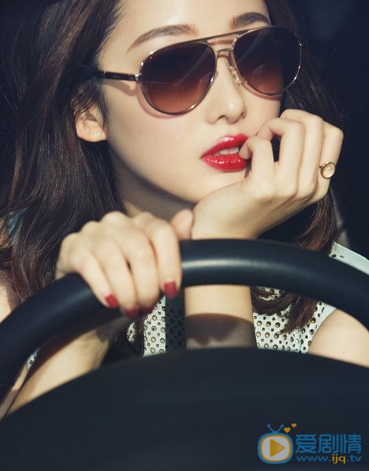 蒋梦婕黑白写真 蒋梦婕高清写真_蒋梦婕高清剧照