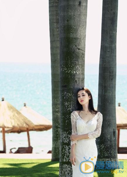 蒋梦婕清新白色写真 蒋梦婕高清写真_蒋梦婕高清剧照